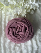 Load image into Gallery viewer, Classic Chiffon hijab - Skin Pink
